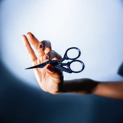 Mrs. Highbrow Brow Scissors Blue Bird - Image 2